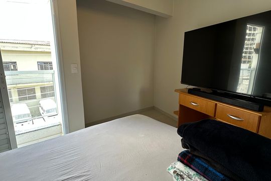 Quarto de kitnet/studio à venda com 1 quarto, 30m² em Jardim Sabara, São Paulo
