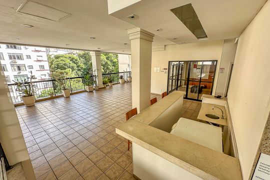 Apartamento para alugar com 2 quartos, 122m² em Laranjeiras, Rio de Janeiro