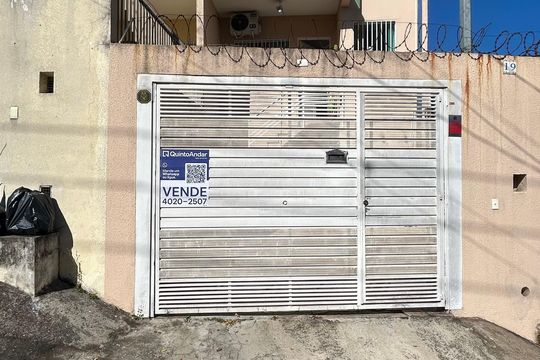 Fachada externa de casa à venda com 3 quartos, 109m² em Cidade Ademar, São Paulo