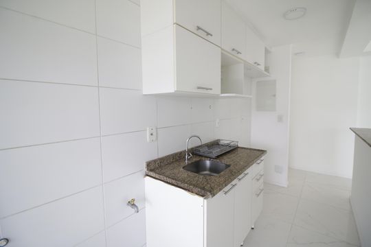 Cozinha de apartamento à venda com 3 quartos, 74m² em Jacarepaguá, Rio de Janeiro