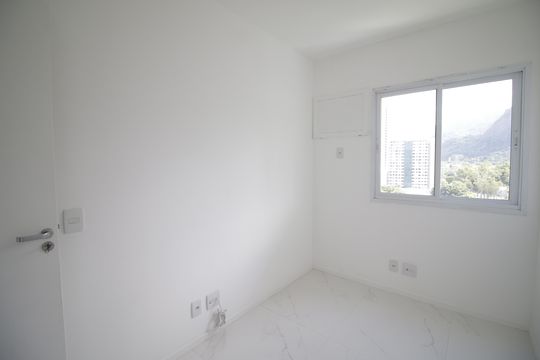  Quarto 1 de apartamento à venda com 3 quartos, 74m² em Jacarepaguá, Rio de Janeiro