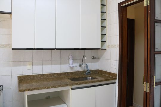 Cozinha de apartamento à venda com 2 quartos, 79m² em Pompeia, São Paulo