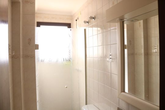Banheiro 2 de apartamento à venda com 2 quartos, 79m² em Pompeia, São Paulo
