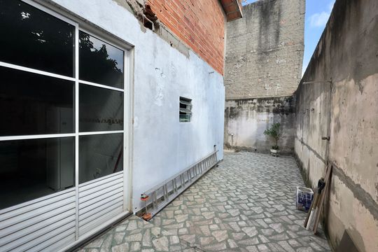 Quintal de apartamento para alugar com 1 quarto, 143m² em Jardim Anny, Guarulhos
