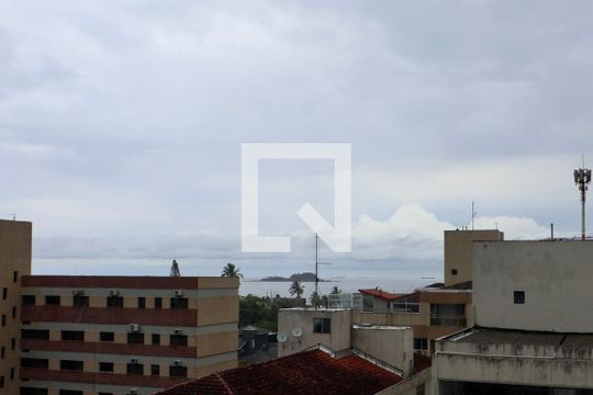 Vista da varanda de apartamento para alugar com 3 quartos, 160m² em Jardim Belmar, Guarujá