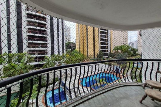Varanda de apartamento para alugar com 3 quartos, 110m² em Indianópolis, São Paulo