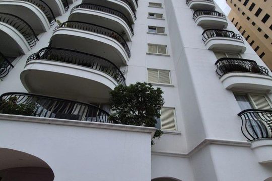 Fachada de apartamento para alugar com 3 quartos, 110m² em Indianópolis, São Paulo