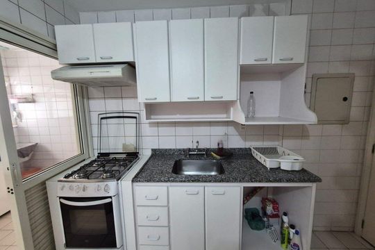 Cozinha de apartamento para alugar com 3 quartos, 110m² em Indianópolis, São Paulo