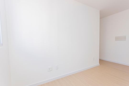 Sala de apartamento à venda com 2 quartos, 44m² em Usina Piratininga, São Paulo