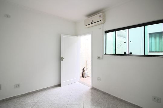 Suíte 1 de casa para alugar com 1 quarto, 62m² em Jardim Belem, São Paulo