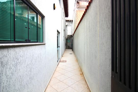 Corredor  de casa para alugar com 1 quarto, 62m² em Jardim Belem, São Paulo
