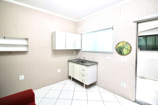 Sala/Cozinha de casa para alugar com 1 quarto, 49m² em Jardim Belem, São Paulo