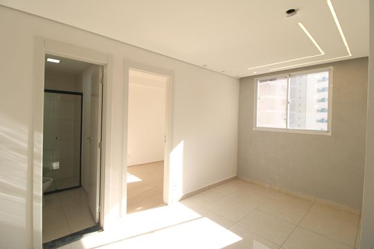 Sala de apartamento para alugar com 2 quartos, 35m² em Usina Piratininga, São Paulo