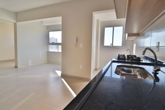 Cozinha de apartamento para alugar com 2 quartos, 79m² em Santa Mônica, Uberlândia