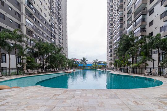 Área comum - Piscina de apartamento à venda com 2 quartos, 62m² em Continental, Osasco