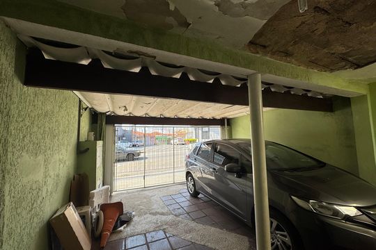 Garagem de casa à venda com 3 quartos, 288m² em Bela Vista, Osasco