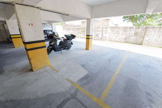 Garagem de apartamento para alugar com 2 quartos, 73m² em Chacara do Visconde, Taubaté