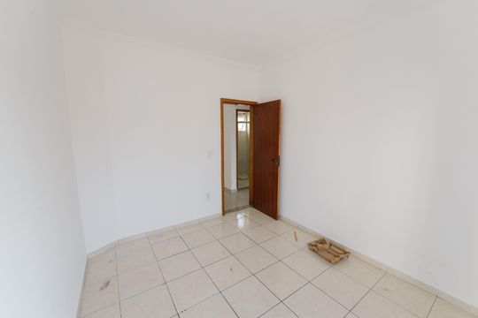 Quarto de apartamento para alugar com 2 quartos, 73m² em Chacara do Visconde, Taubaté