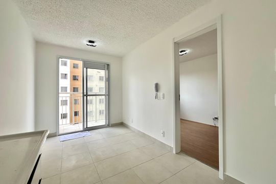 Apartamento à venda com 1 quarto, 32m² em Jardim Itacolomi, São Paulo