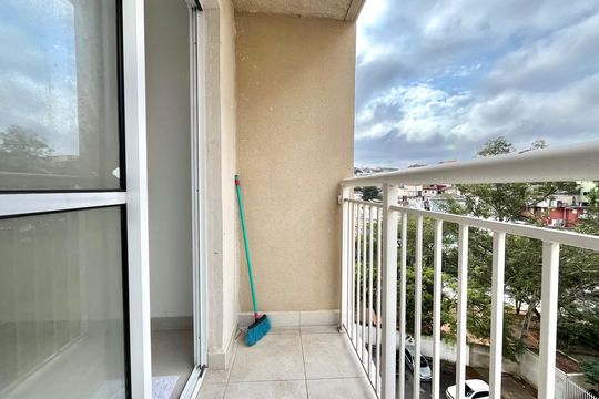 Varanda de apartamento à venda com 1 quarto, 32m² em Jardim Itacolomi, São Paulo