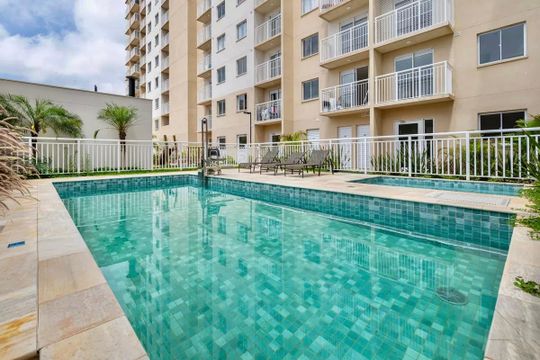 Área comum - Piscina de apartamento à venda com 1 quarto, 32m² em Jardim Itacolomi, São Paulo