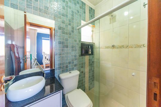 Banheiro do Quarto 1 de casa para alugar com 2 quartos, 120m² em Vila Humaita, Santo André