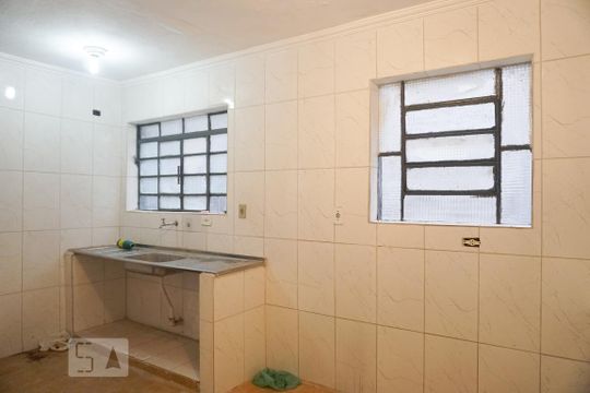 Casa para alugar com 3 quartos, 242m² em Vila Rio Branco, São Paulo
