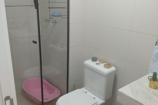 Banheiro de apartamento à venda com 2 quartos, 67m² em Vila Emir, São Paulo