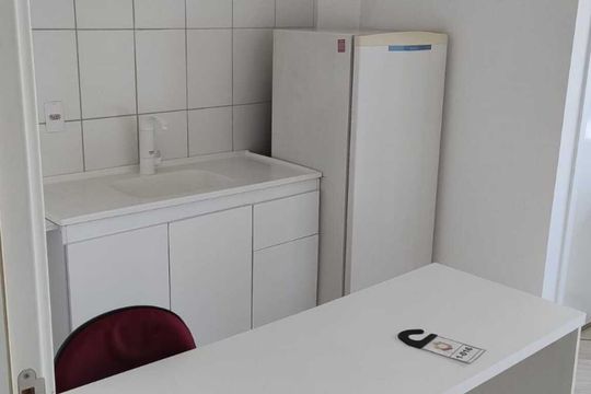 Cozinha de kitnet/studio para alugar com 1 quarto, 25m² em Vila Campanela, São Paulo