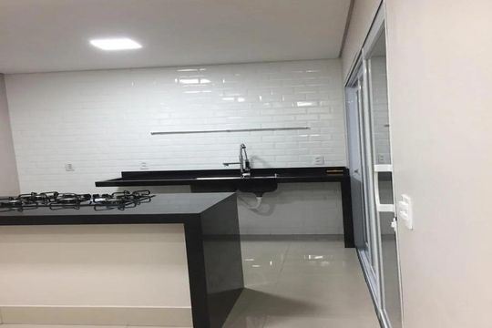 Casa à venda com 2 quartos, 70m² em Dic V (Conjunto Habitacional Chico Mendes), Campinas