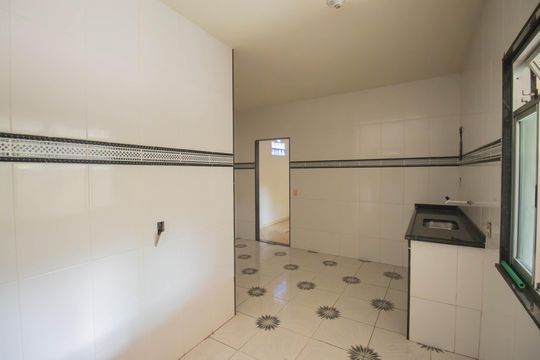 Cozinha de casa para alugar com 1 quarto, 90m² em Porto da Pedra, São Gonçalo