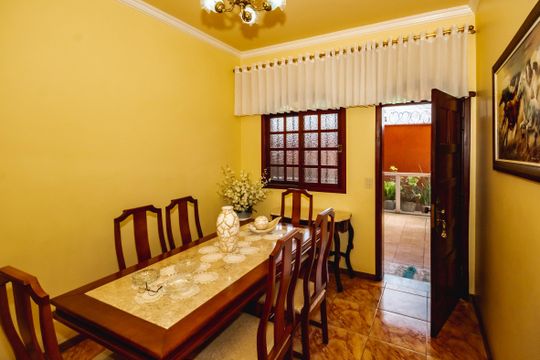 Casa para alugar com 5 quartos, 300m² em Minaslandia, Belo Horizonte