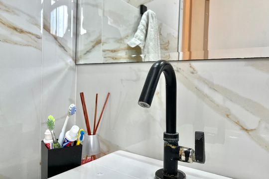 Banheiro de apartamento à venda com 2 quartos, 58m² em Cidade Ademar, São Paulo