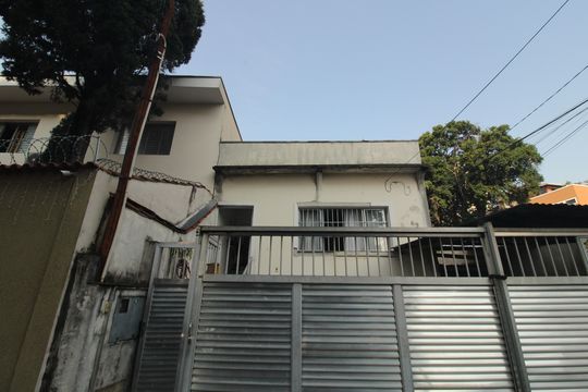 Fachada de casa para alugar com 1 quarto, 168m² em Vila São José, São Paulo