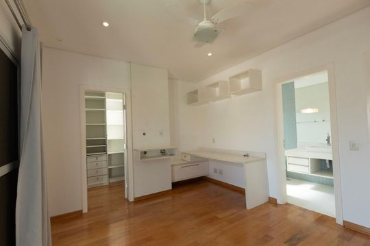 Suíte 4 de casa de condomínio para alugar com 4 quartos, 441m² em Parque Campolim, Sorocaba