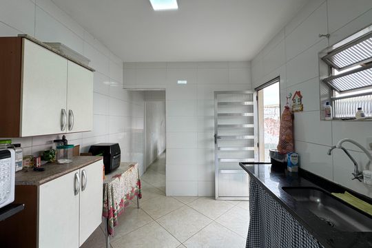 Cozinha - Edícula  de casa à venda com 4 quartos, 300m² em Parque dos Passaros, São Bernardo do Campo