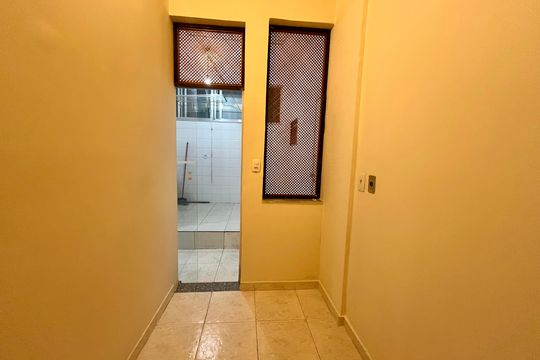 Quarto de Serviço de apartamento para alugar com 2 quartos, 2225m² em Ipanema, Rio de Janeiro