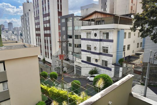 Varanda da Sala de apartamento à venda com 3 quartos, 95m² em Santo Antônio, Belo Horizonte