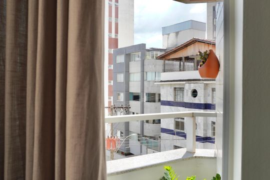 Varanda da Sala de apartamento à venda com 3 quartos, 95m² em Santo Antônio, Belo Horizonte