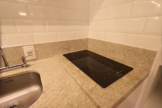 Cozinha de kitnet/studio à venda com 1 quarto, 55m² em Jardim Independência (são Paulo), São Paulo