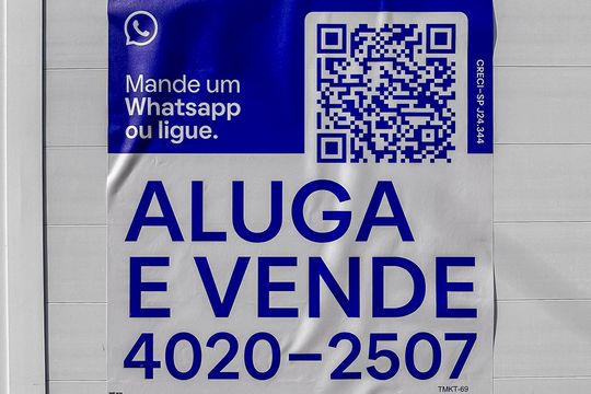 Placa Instalada na Fachada de casa para alugar com 3 quartos, 230m² em Jardim Paraiso, Santo André