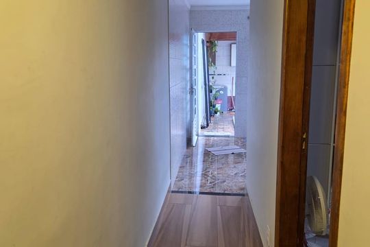 Corredor de casa à venda com 3 quartos, 145m² em Jardim Vila Formosa, São Paulo