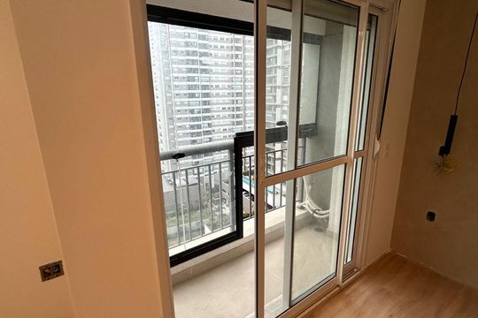 Quarto de apartamento à venda com 1 quarto, 65m² em Vila Zilda, São Paulo
