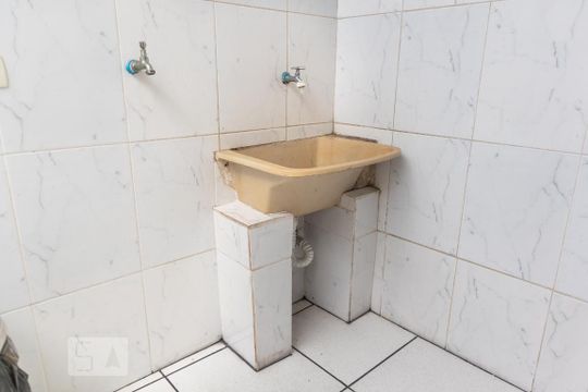 Área de serviço de casa de condomínio à venda com 6 quartos, 288m² em Vila Cachoeira, São Paulo