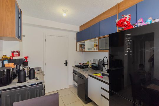 Cozinha de apartamento para alugar com 2 quartos, 36m² em Vila Graciosa, São Paulo