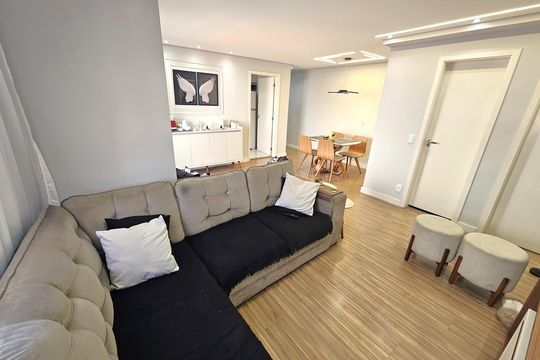 Apartamento à venda com 2 quartos, 73m² em Jardim Wanda, Taboão da Serra