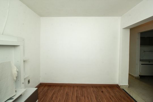 Sala de casa à venda com 2 quartos, 90m² em Vila Santa Teresa, Santo André