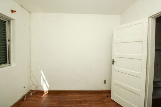 Quarto 1 de casa à venda com 2 quartos, 90m² em Vila Santa Teresa, Santo André