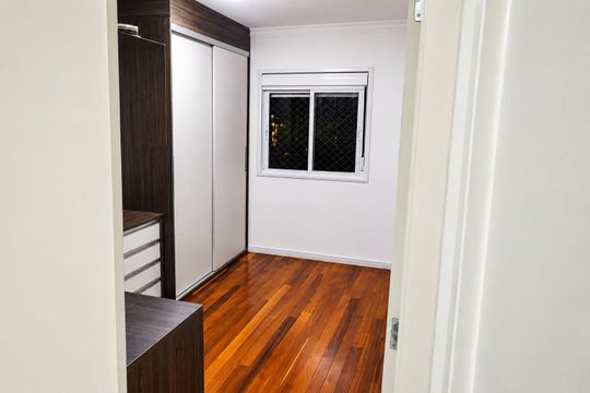 Apartamento à venda com 3 quartos, 107m² em Jardim Henriqueta, Taboão da Serra