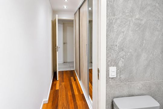 Apartamento à venda com 3 quartos, 107m² em Jardim Henriqueta, Taboão da Serra